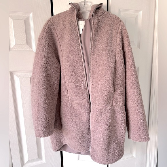 H&M teddy sherpa jacket 💕 - Picture 2 of 4